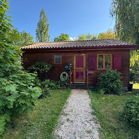 Chez Mamie Villa LʼIsle-Jourdain Exteriör bild