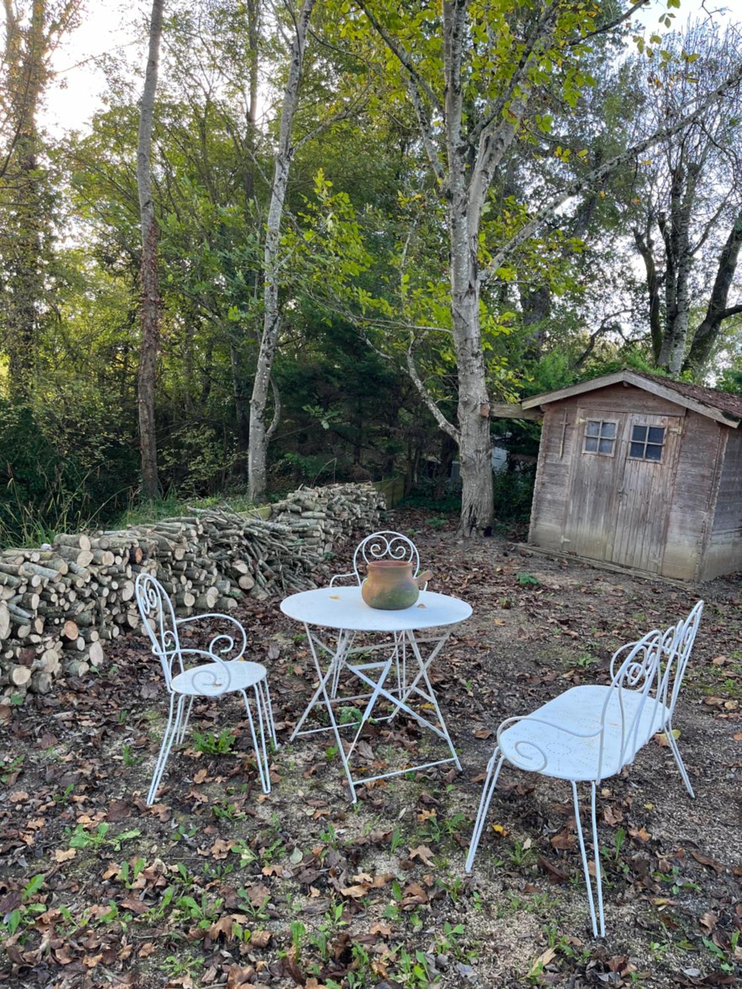 Chez Mamie Villa LʼIsle-Jourdain Exteriör bild